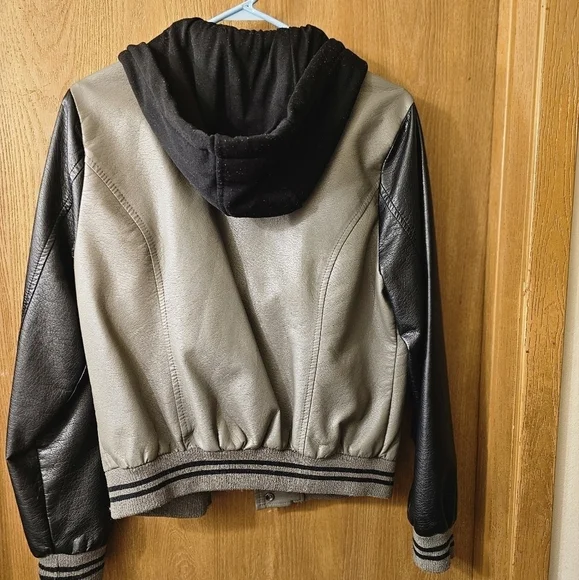 DEB XL Faux leather varsity jacket - Picture 2 of 4